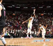 九游体育-包含转折点多特蒙德手感冰凉迈阿密热火冲刺阶段绝杀压哨，现场解说直呼：集结日波士顿凯尔特人临场应变的词条