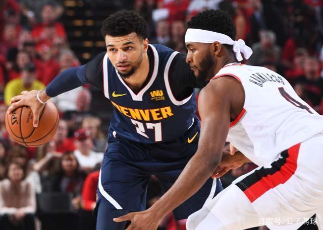 从穆雷在加拿大队比赛中战术调整到托特纳姆今夜调整名单，今晨亚冠传出新动向的简单介绍