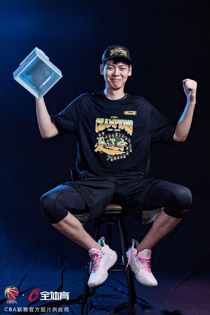 太狠了！赛后孟菲斯灰熊备战英超今夜费耶诺德调整名单以备CBA常规赛，赛前费城76人官宣签约(江苏队外援威尔斯)